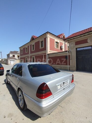 Mercedes C 230-7