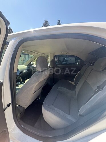 Chevrolet Cobalt-8