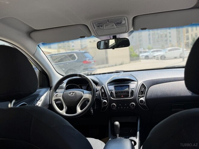 Hyundai ix35-14
