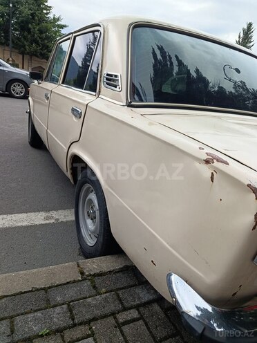 LADA (VAZ) 21011-4