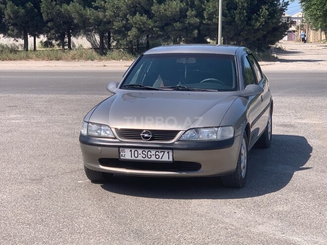 Opel Vectra-11