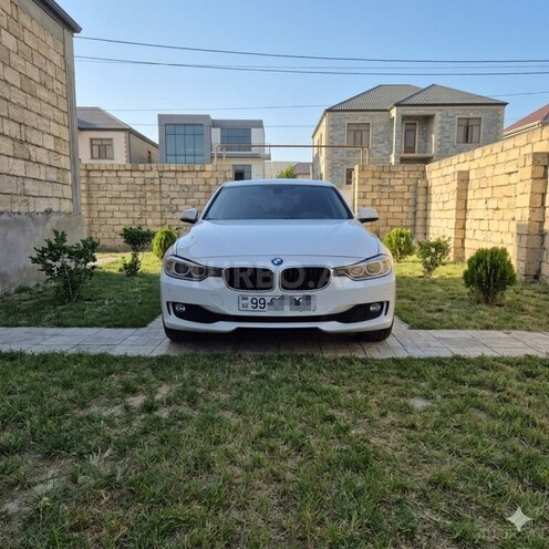 BMW 320d-2