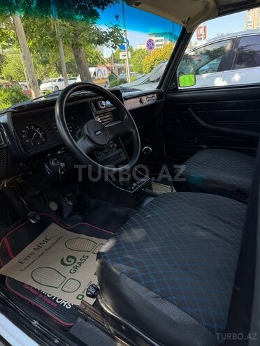 LADA (VAZ) 2107-5