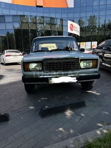 LADA (VAZ) 2107-4
