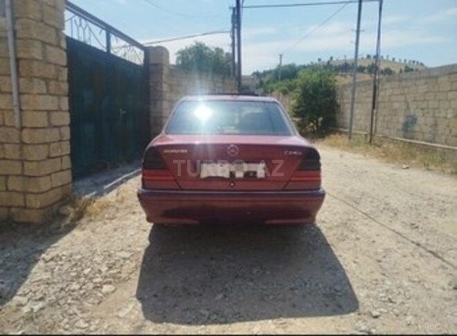 Mercedes C 240-2