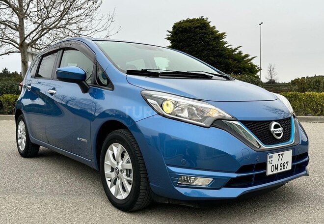 Nissan Note-8