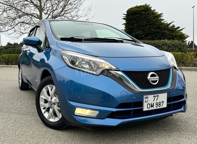 Nissan Note-7