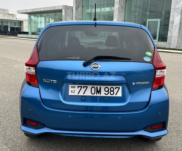 Nissan Note-9