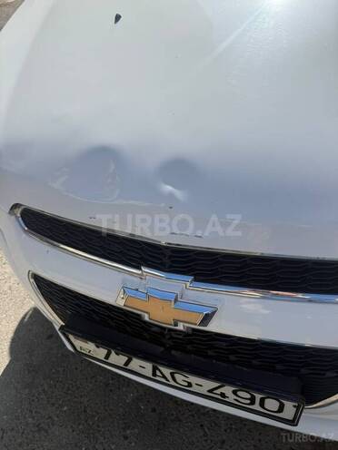 Chevrolet Spark-12