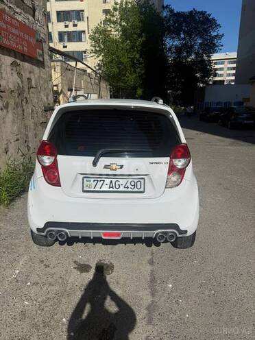 Chevrolet Spark-2