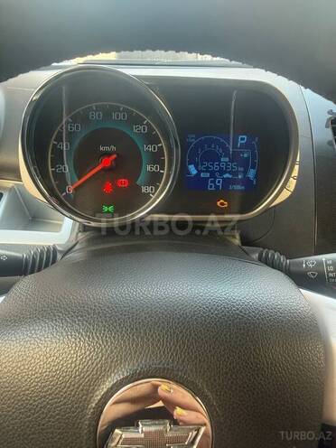 Chevrolet Spark-13