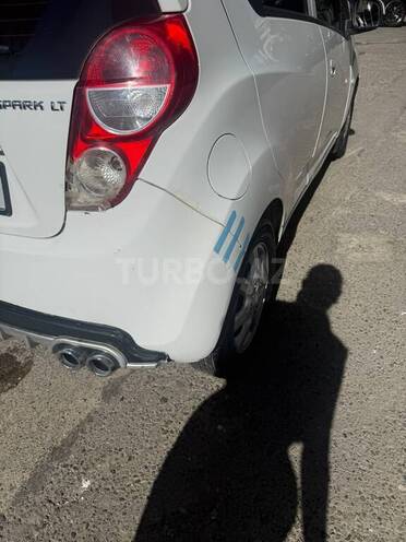 Chevrolet Spark-7