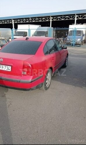 Volkswagen Passat-3