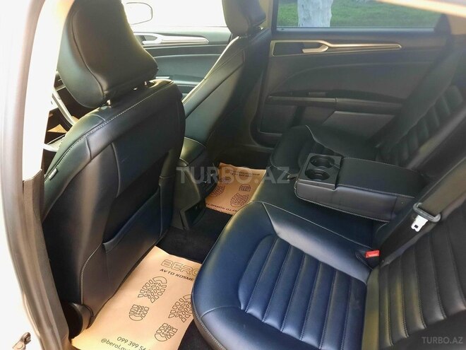 Ford Fusion (North America)-15