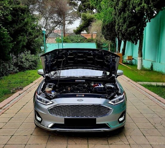 Ford Fusion (North America)-20