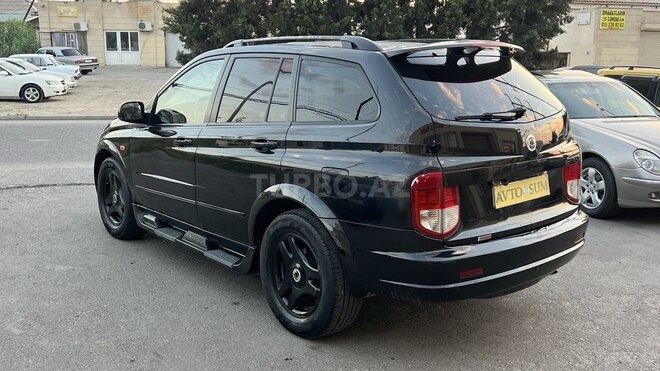 Ssang Yong Kyron-13