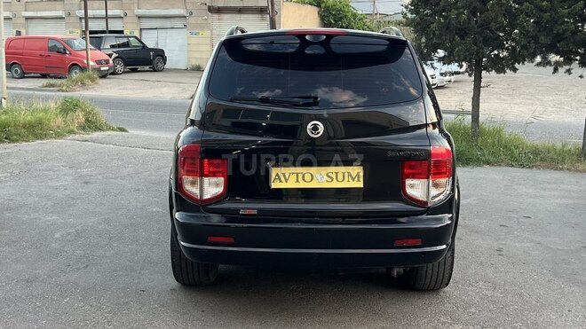 Ssang Yong Kyron-9
