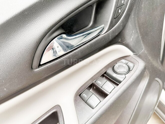Chevrolet Equinox-10