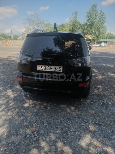 Mitsubishi Outlander-15
