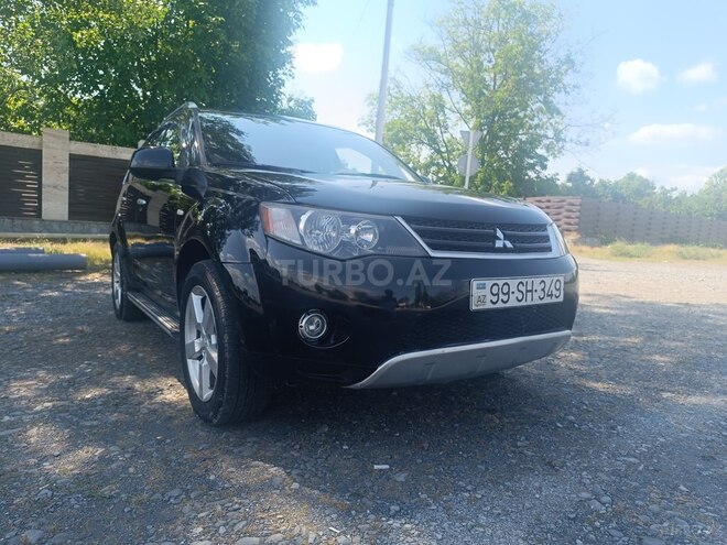 Mitsubishi Outlander-17