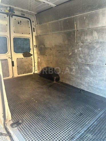 Ford Transit-7