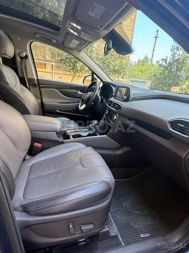 Hyundai Santa Fe-14