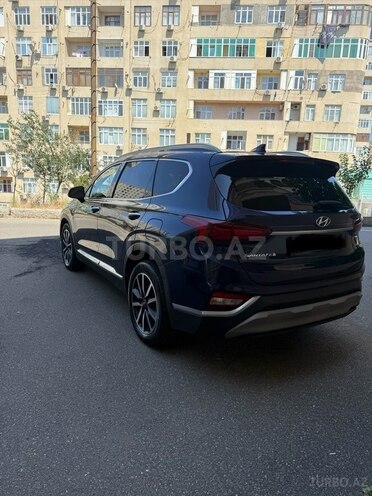 Hyundai Santa Fe-4