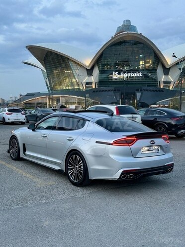 Kia Stinger-4
