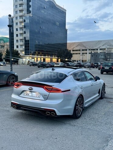 Kia Stinger-5