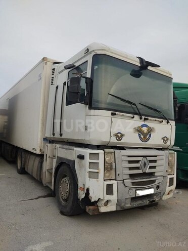 Renault Magnum-1