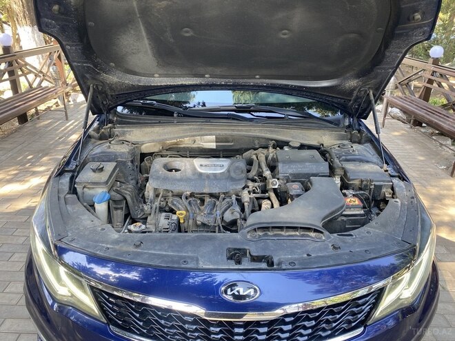 Kia Optima-4