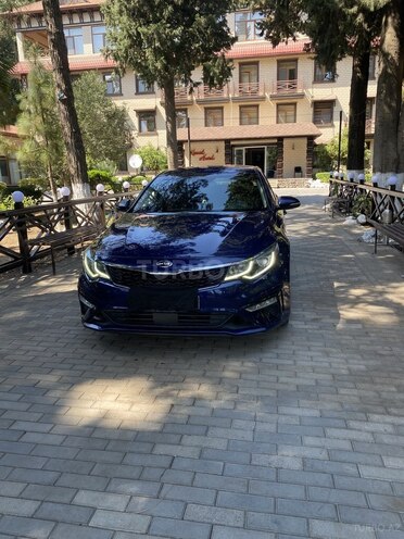 Kia Optima-1