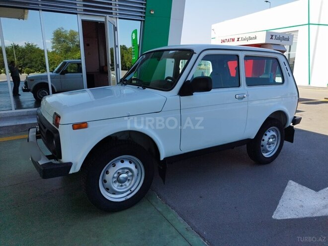 LADA (VAZ) Niva-10