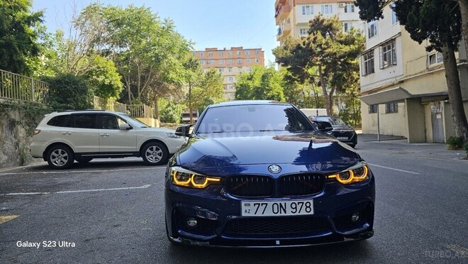 BMW 330-1