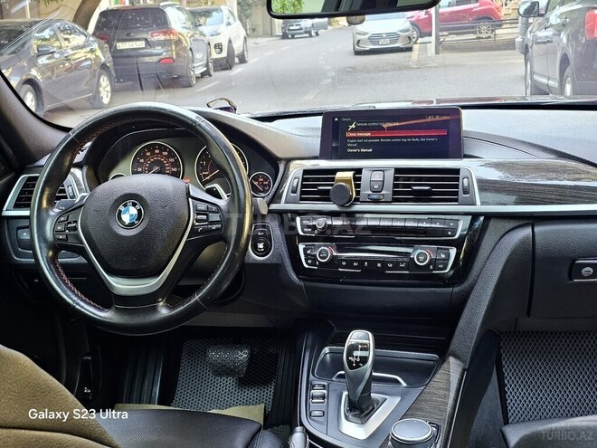 BMW 330-3
