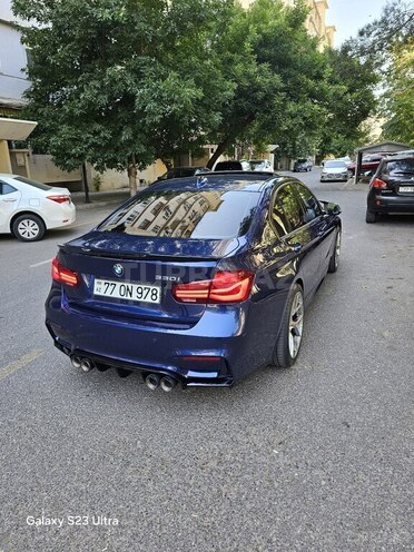 BMW 330-11