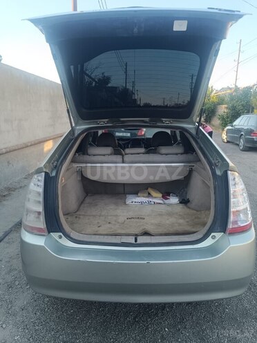 Toyota Prius-6