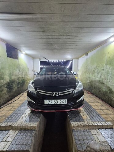 Hyundai Accent-1