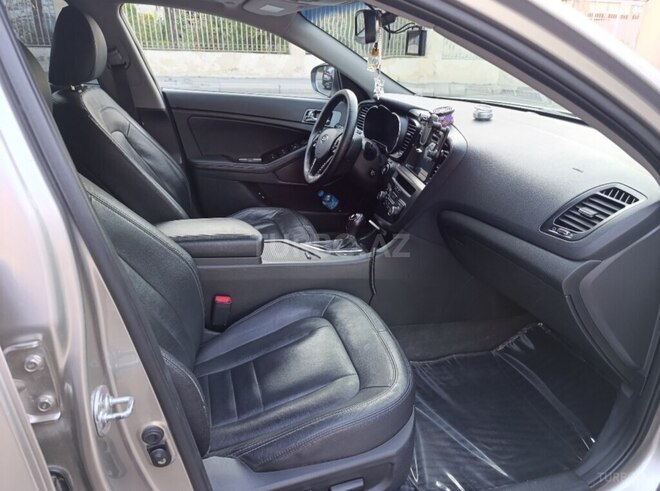 Kia K5-6