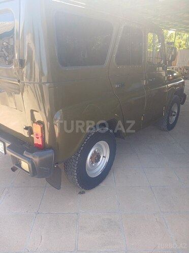 UAZ 469-10