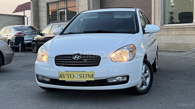 Hyundai Accent-18