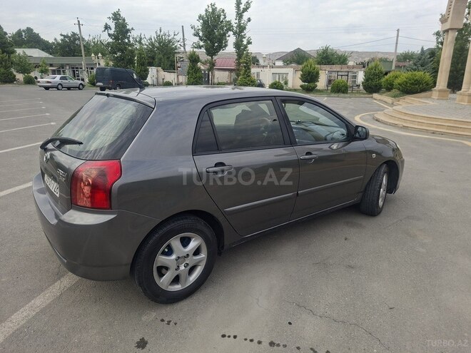 Toyota Corolla-8
