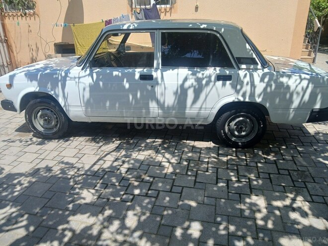 LADA (VAZ) 2107-3
