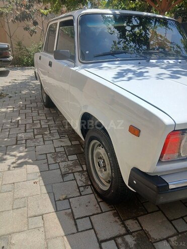 LADA (VAZ) 2107-2