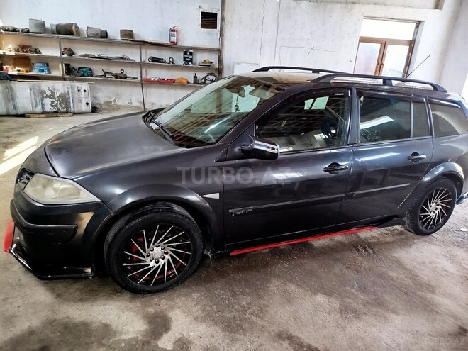Renault Megane-2