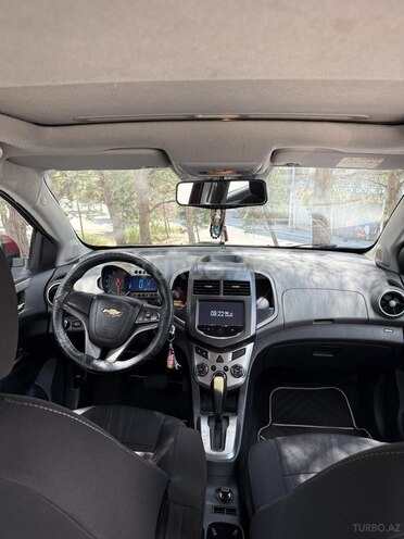 Chevrolet Aveo-3