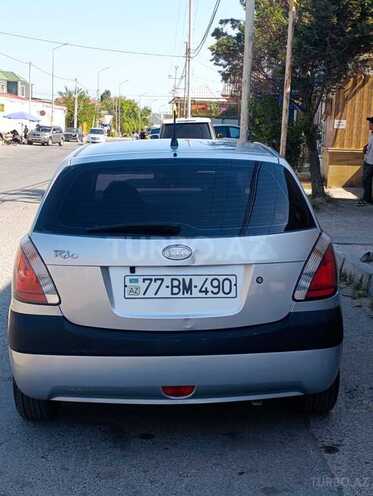 Kia Rio-2