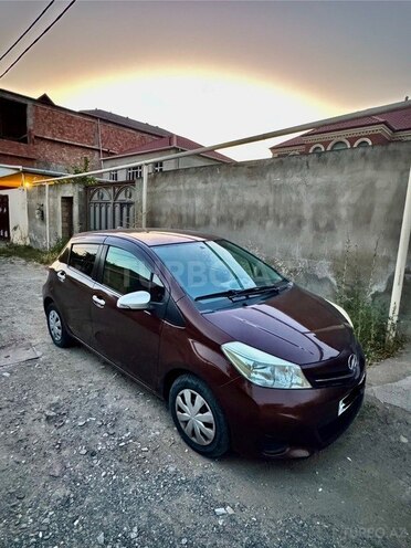 Toyota Vitz-5
