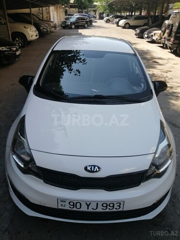 Kia Rio-5