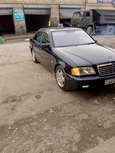 Mercedes C 180-6